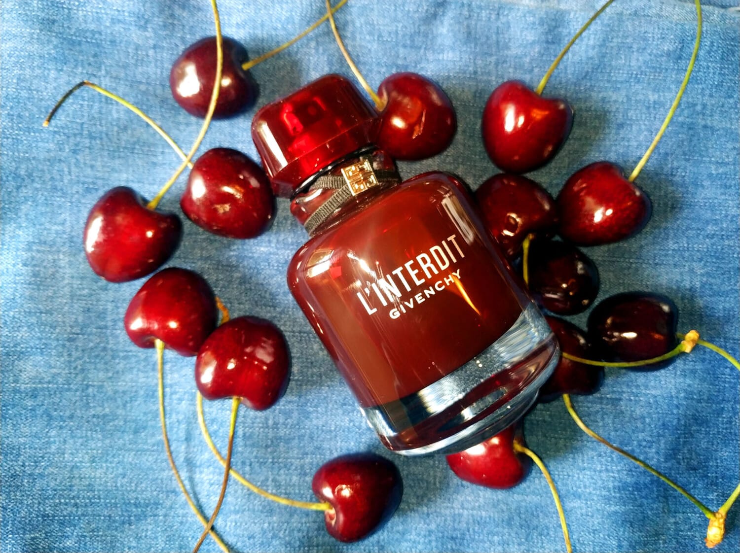 L'Interdit Eau de Parfum Rouge, view