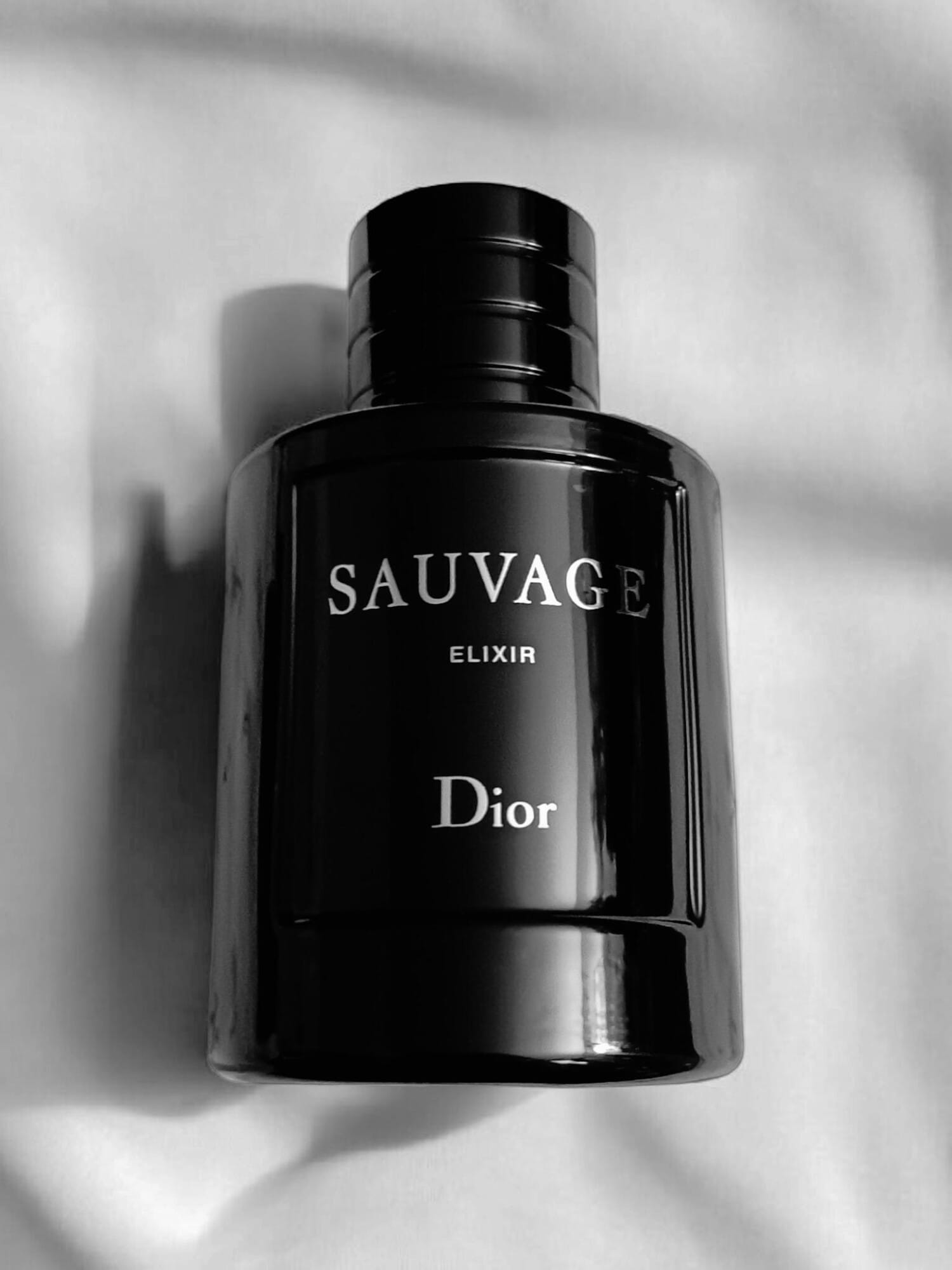 Sauvage Elixir, bottle, angle