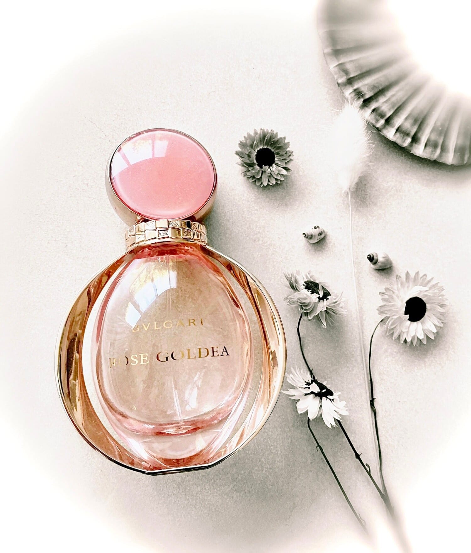 Rose Goldea, decant + box