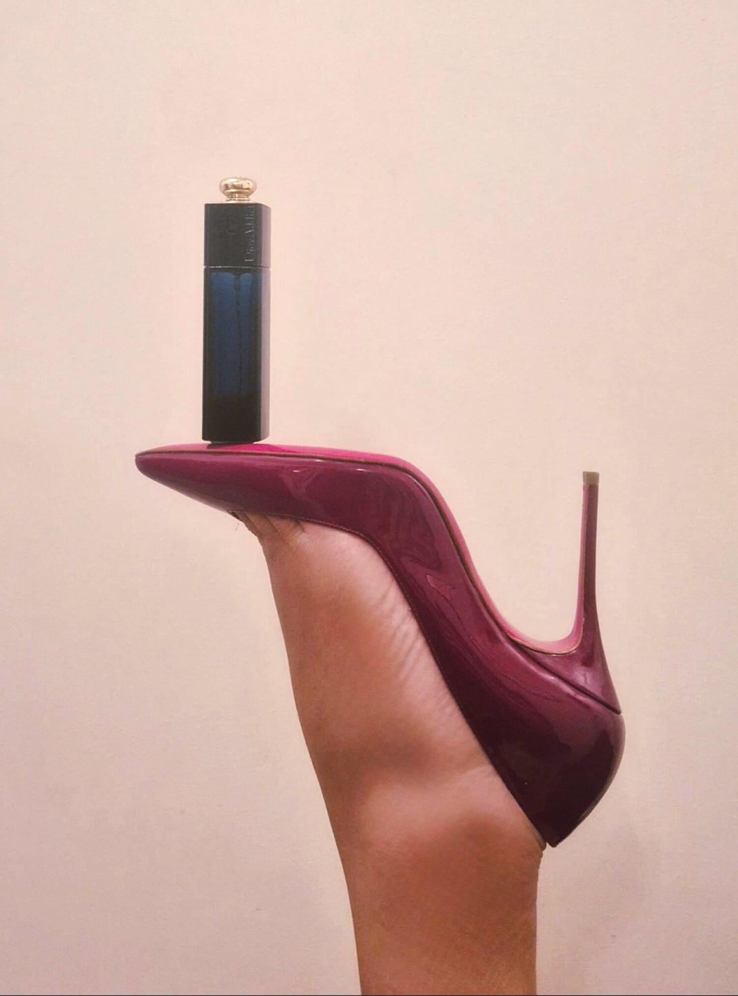Dior Addict, bottle, angle