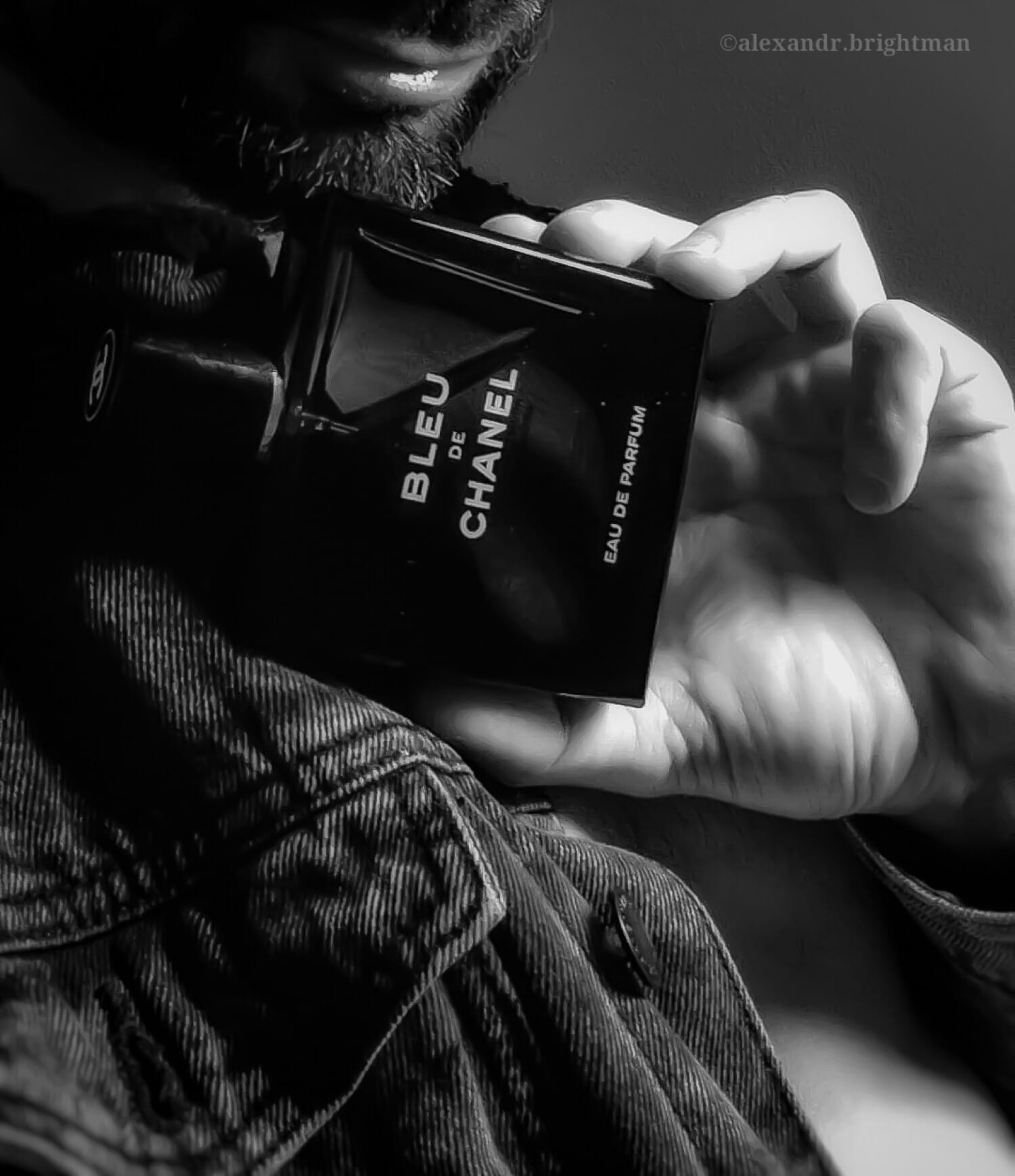 Bleu de Chanel Eau de Parfum, view