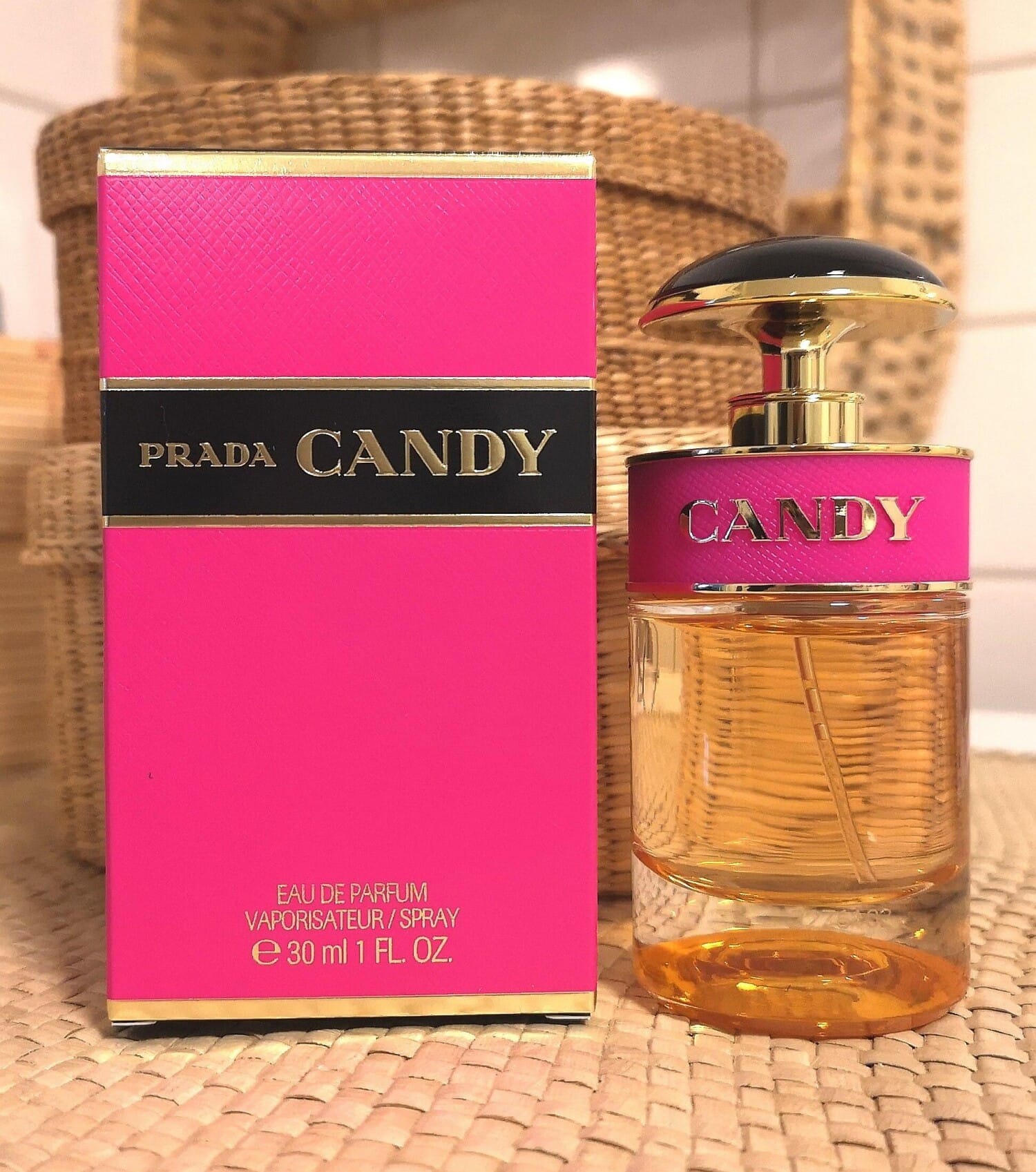 Prada Candy, bottle, angle