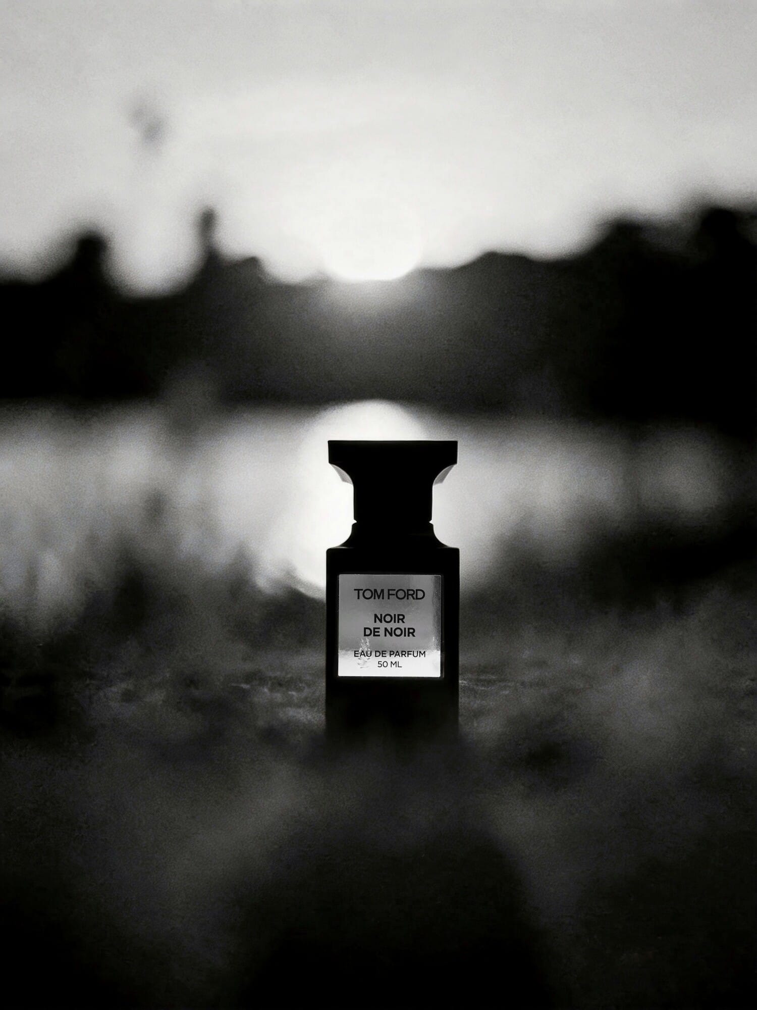 Noir de Noir, on-skin / lifestyle