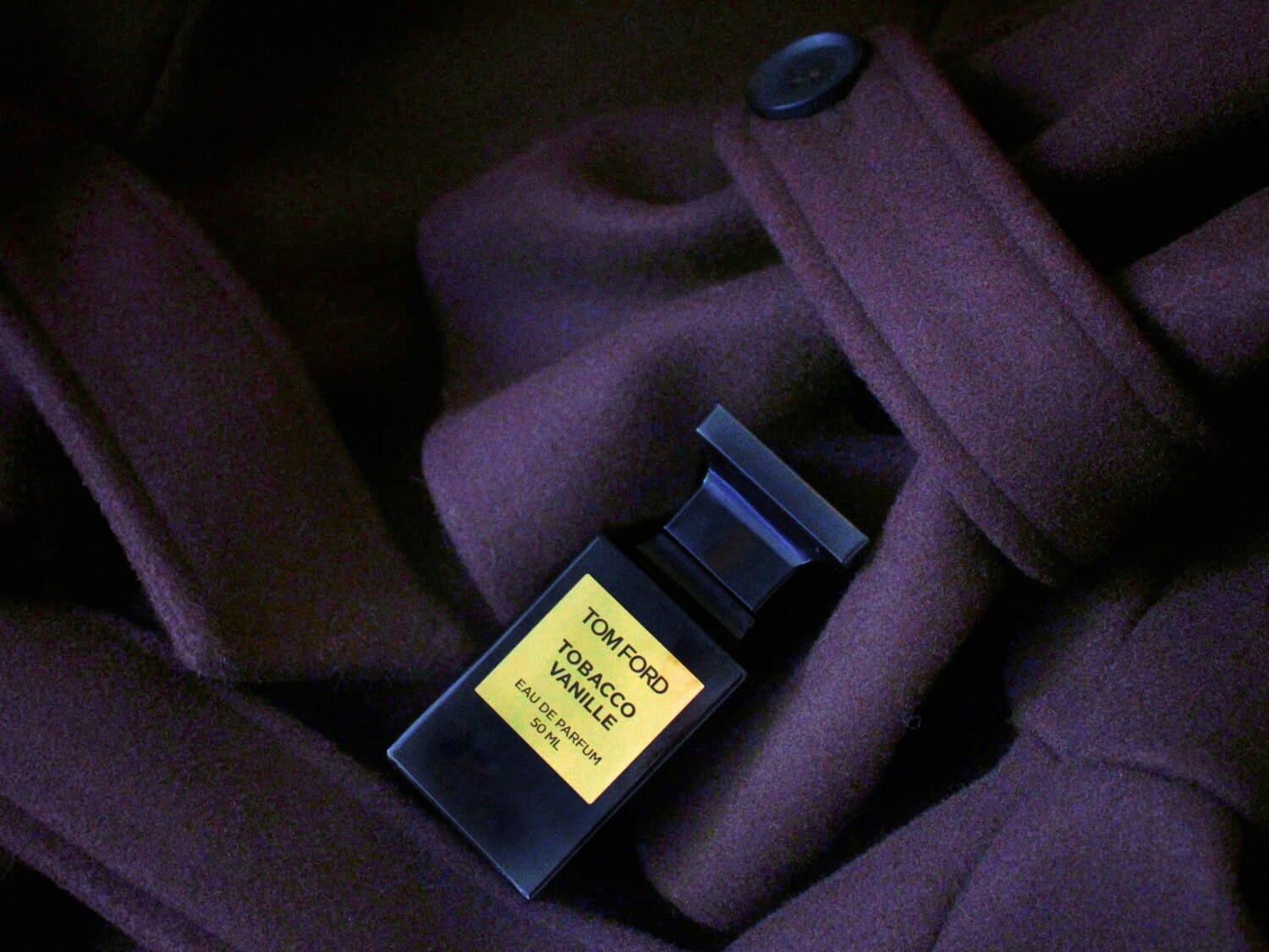 Tobacco Vanille, decant + box