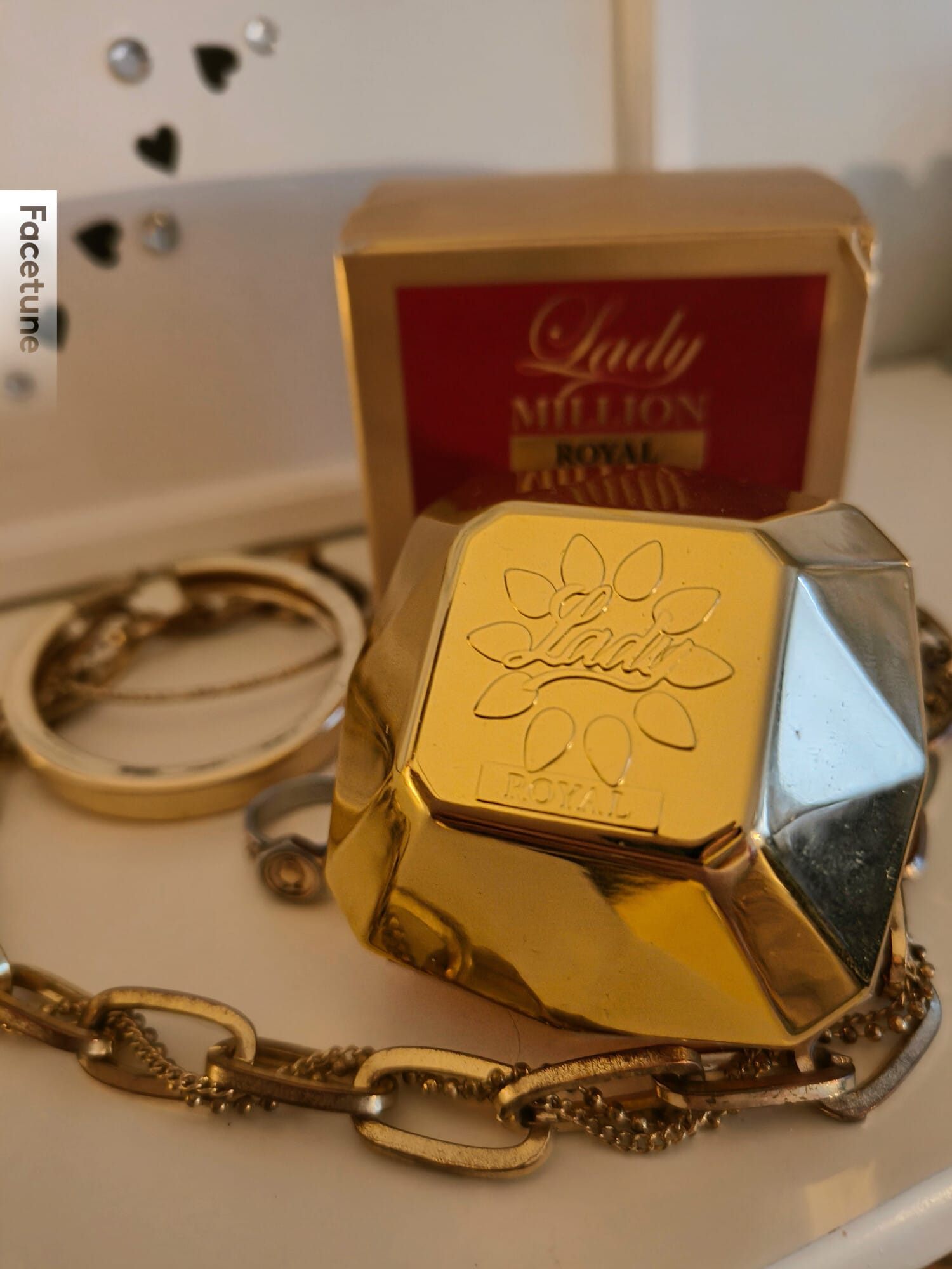 Lady Million Royal, view