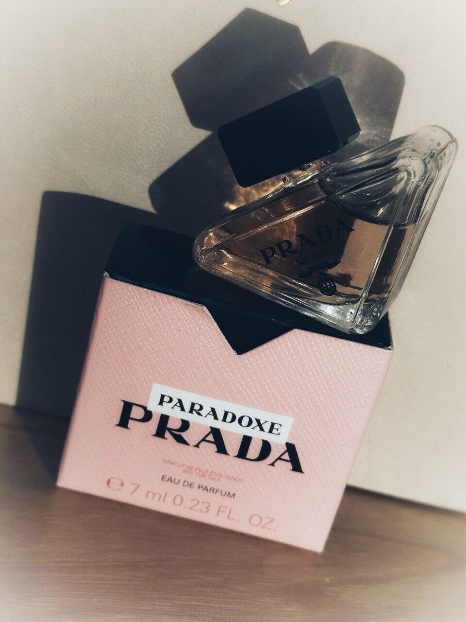 Prada Paradoxe, view